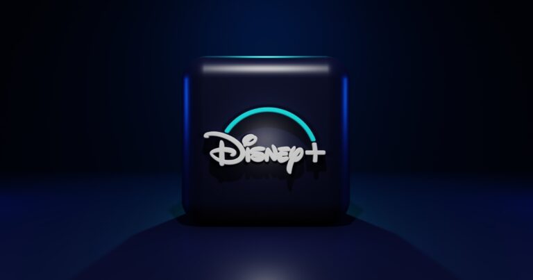 logo disney plus in primo piano